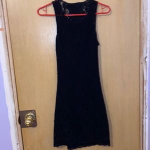 Black laced dress with an open back